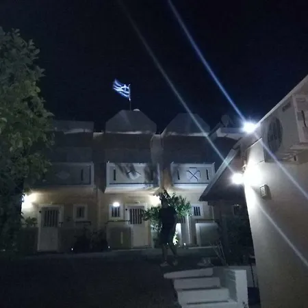 Апарт-отель Denise Кефалос