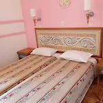 Denise Aparthotel