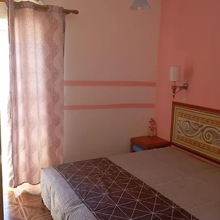 Denise Aparthotel