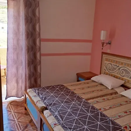 Aparthotel Denise Kéfalos