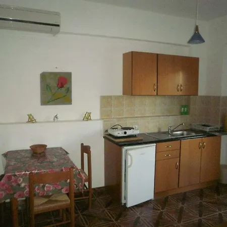 Aparthotel Denise 2*