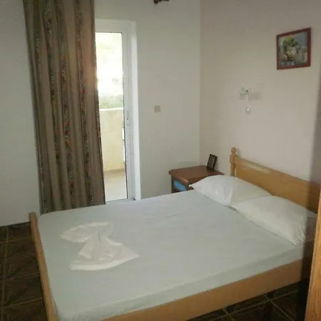 Denise Aparthotel 2*