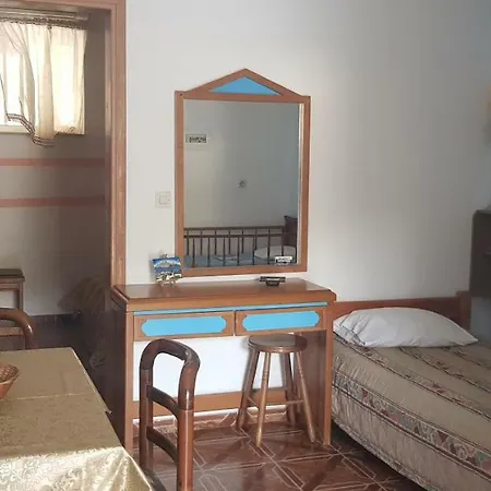 Denise Aparthotel 2*