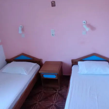Denise Aparthotel