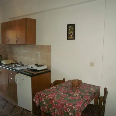 Aparthotel Denise 2*