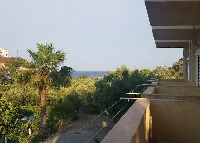 Denise Aparthotel