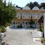Aparthotel Denise 3*