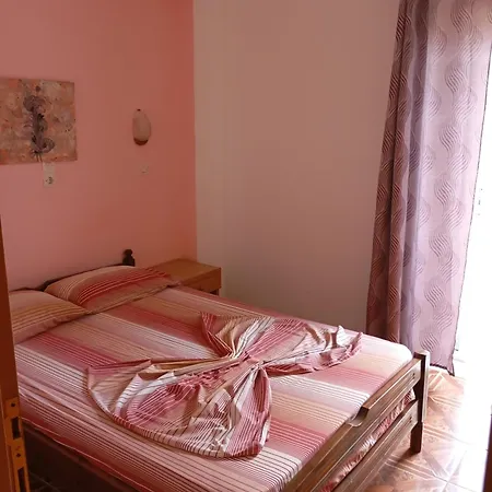 Aparthotel Denise Kéfalos