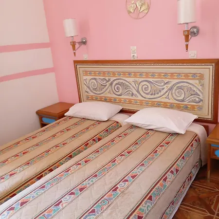 Denise Aparthotel